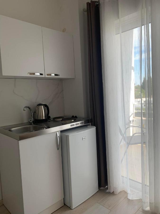 Apartmens Xhenis Lux Ulcinj Exteriör bild