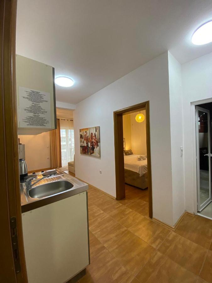 Apartmens Xhenis Lux Ulcinj Exteriör bild