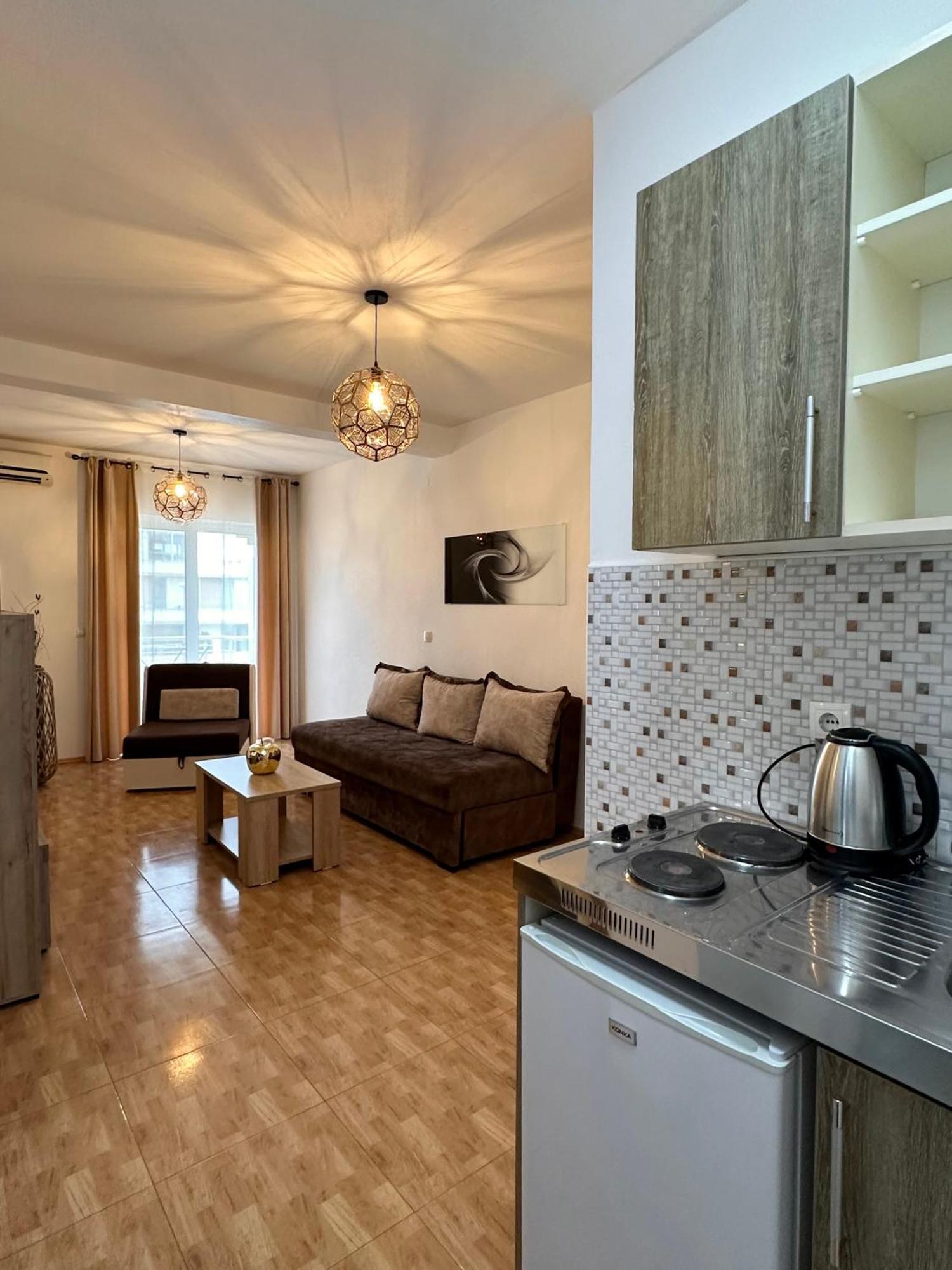 Apartmens Xhenis Lux Ulcinj Exteriör bild