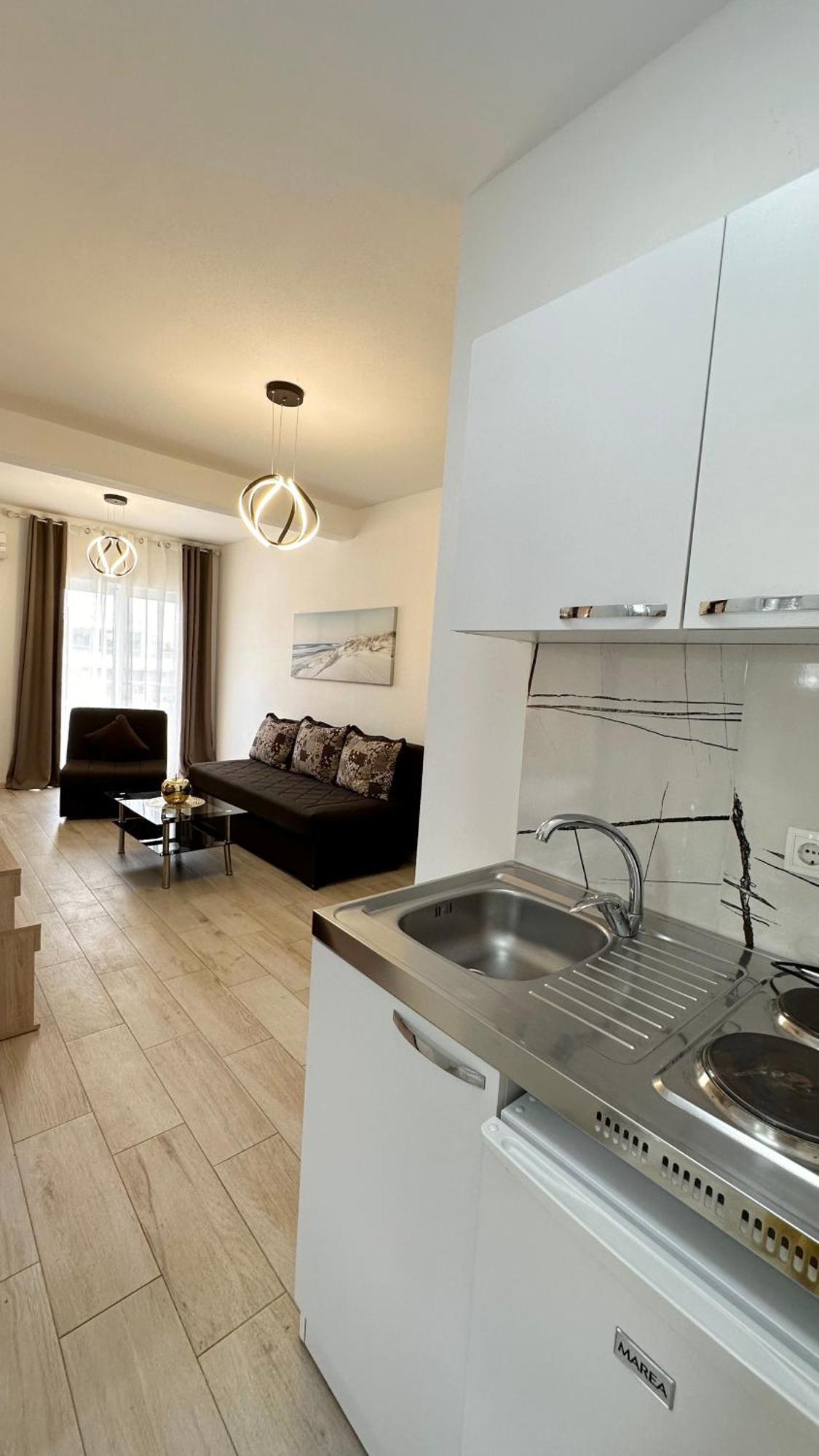 Apartmens Xhenis Lux Ulcinj Exteriör bild